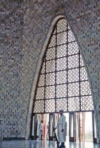 mazar-e-quaid-door-famous-places-of-Karachi-history-of-Karachi