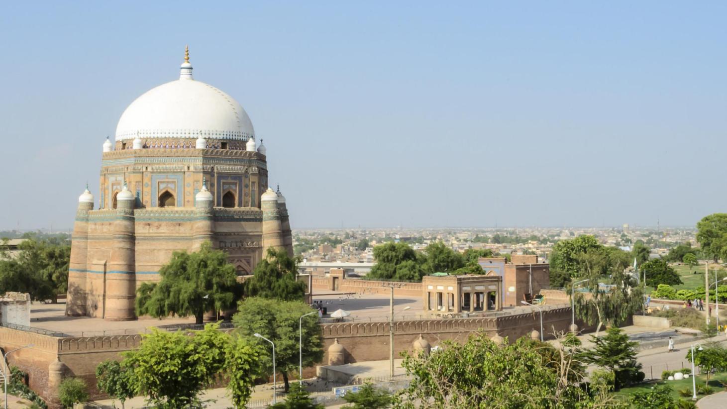 Shrine-of-Shah-Rukn-e-Alam-Multan.