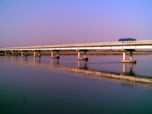 Sarai Alamgir bridge