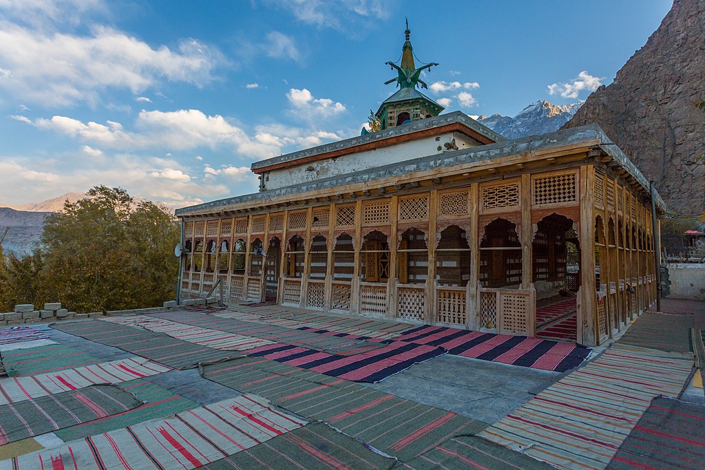  Evening_at_Chaqchan_Mosque.j