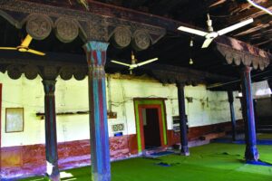 Showing 84 of 786 media items Load more ATTACHMENT DETAILS Pillared-verandah-of-Gayal-Mosque-Darel.