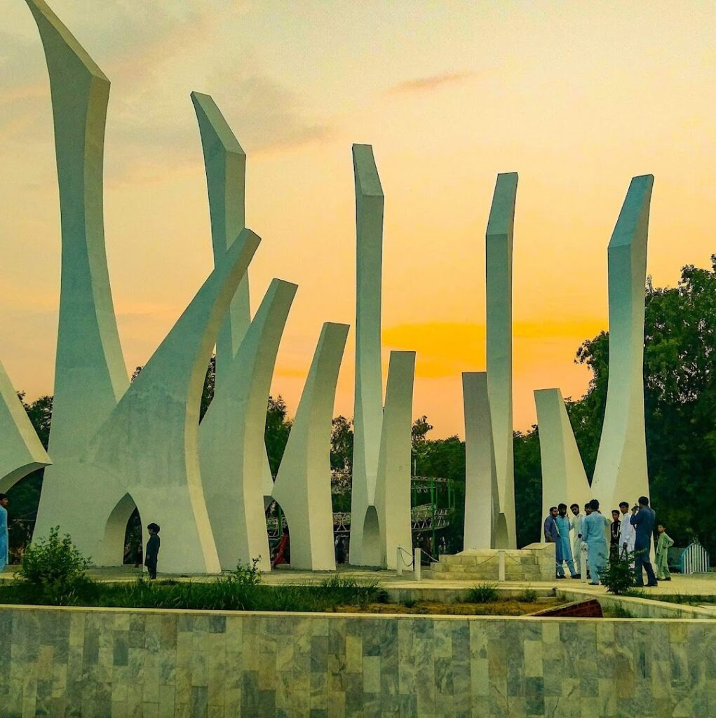 Qazi-Fazal-Qader-Shaheed-Bannu-Park-in-Bannu.j