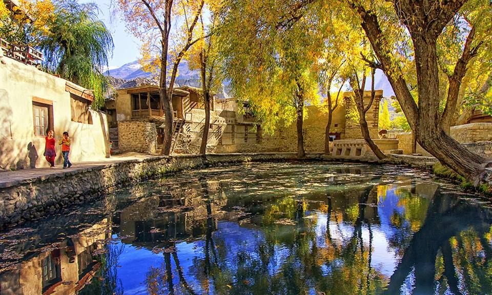  beautiful-ganish-village-hunza.