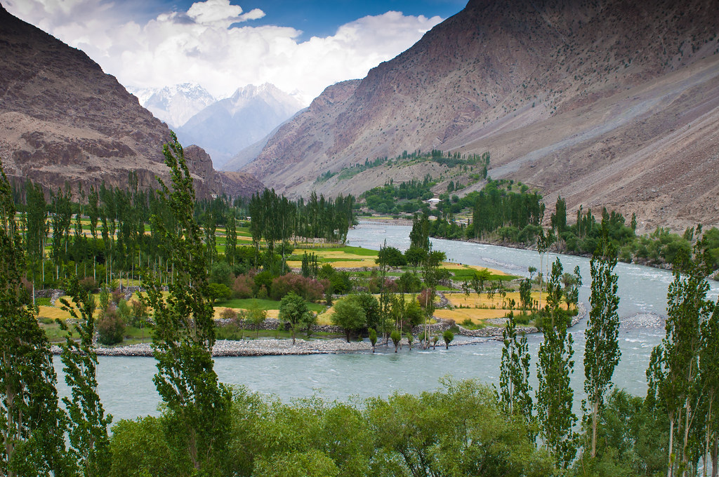  river-ghizer-gahkuch-ghizer-gilgit-baltistan.j