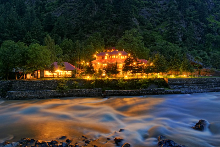  riverside-khanian-resort-kaghan-