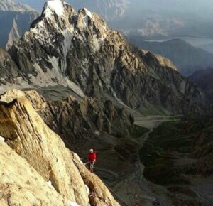  trekkin-karakoram-kahplu-thagas-valley.