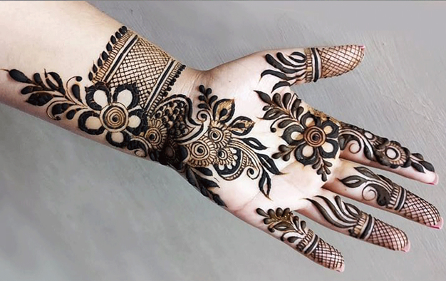 Mehndi Designs for Front Hand