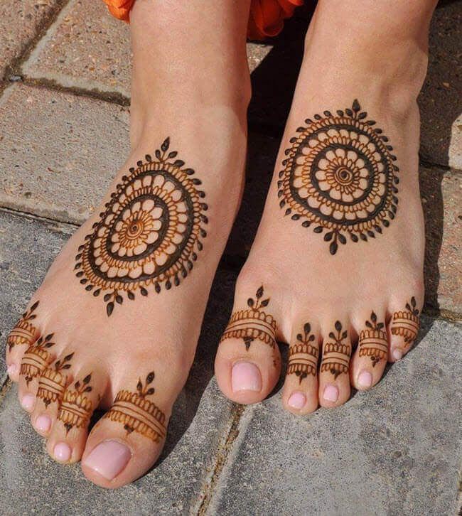 Tikki Mehndi Design for feet